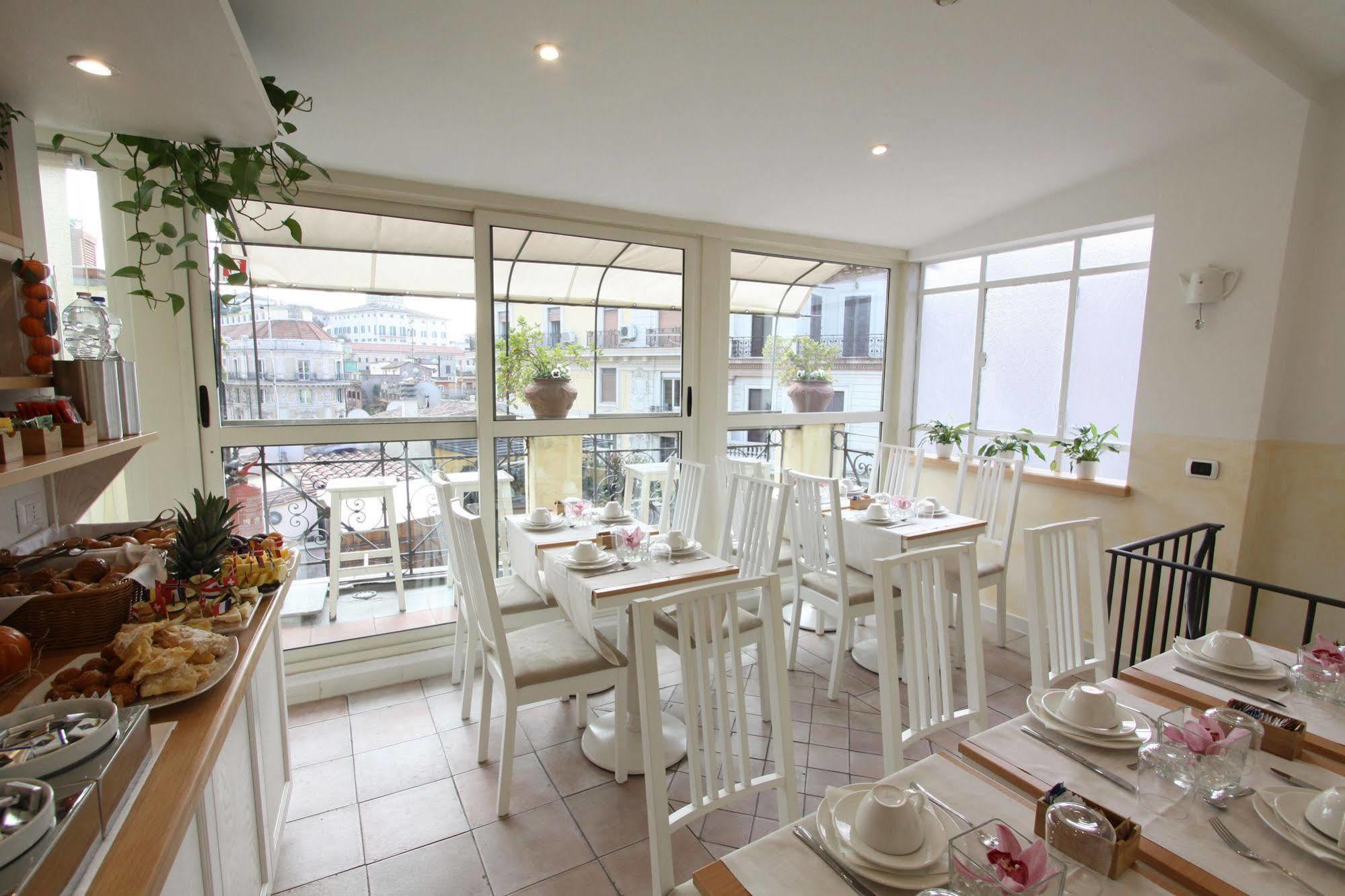 Apartment La Fenice Rom